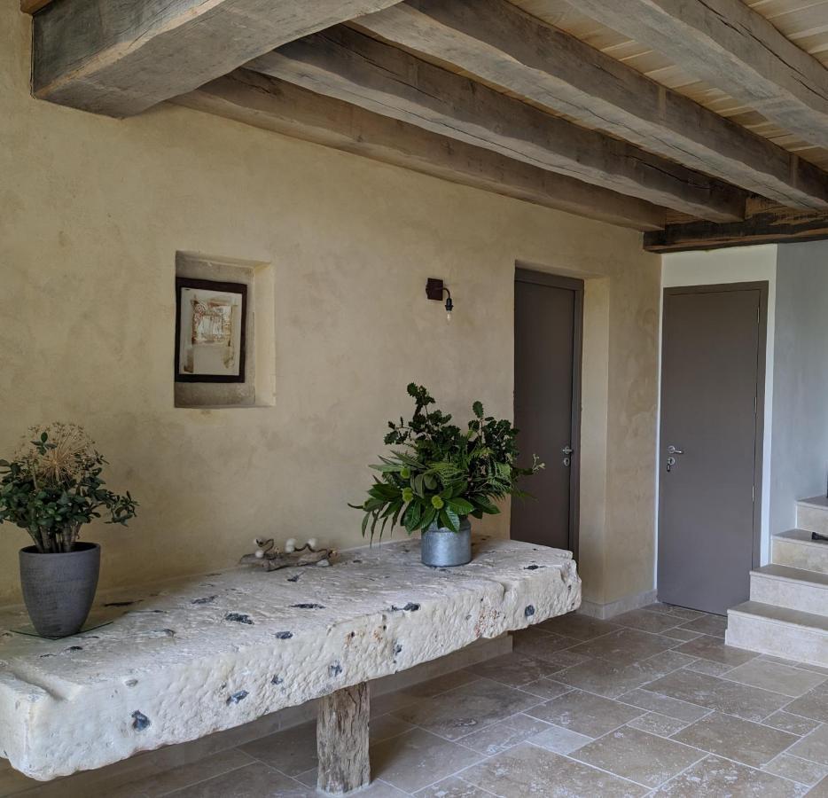 La Grange Symphorine, Chambre D'Hotes De Charme Situee Entre La Vallee De La Dordogne Et La Vallee De La Vezere Meyrals Ngoại thất bức ảnh