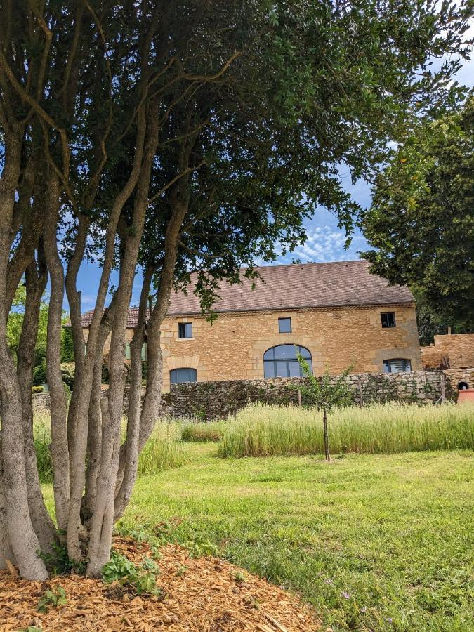 La Grange Symphorine, Chambre D'Hotes De Charme Situee Entre La Vallee De La Dordogne Et La Vallee De La Vezere Meyrals Ngoại thất bức ảnh